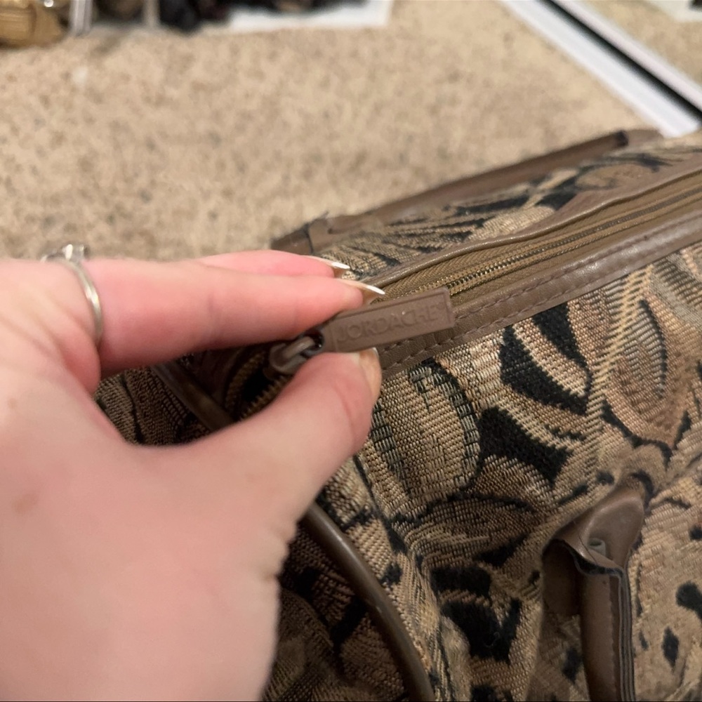 Vintage Tapestry Duffle Bag - Picture 9 of 10